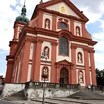 Penzion Onefourfour Brandýs nad Labem-Stará Boleslav